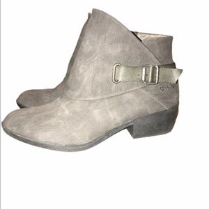 Blowfish Malibu Women’s Boots Size 9
